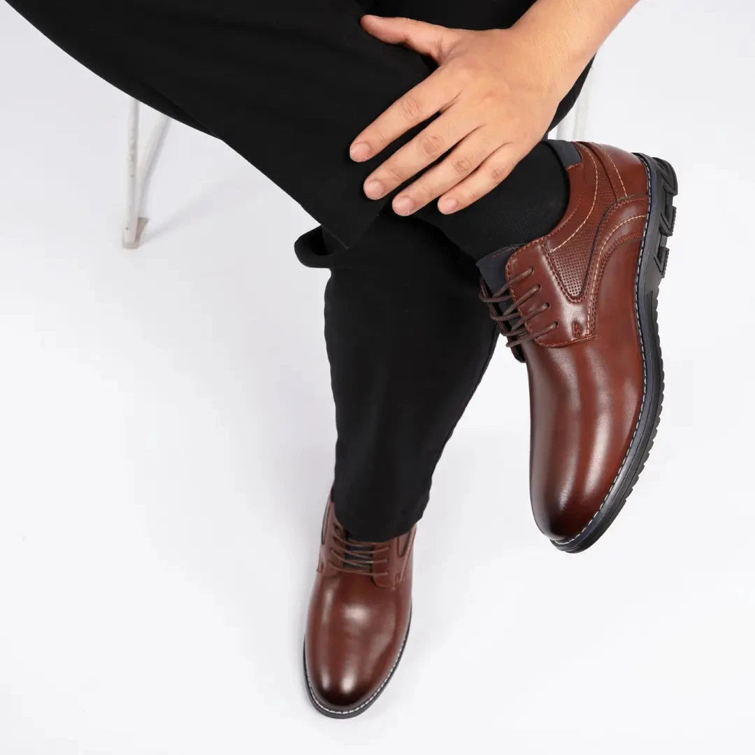 Oxford Lisse No-Stripe Dress Shoes | Sleek Comfort | GatsbyShoes Oxford Lisse No-Stripe Dress Shoes | Sleek Comfort | GatsbyShoes